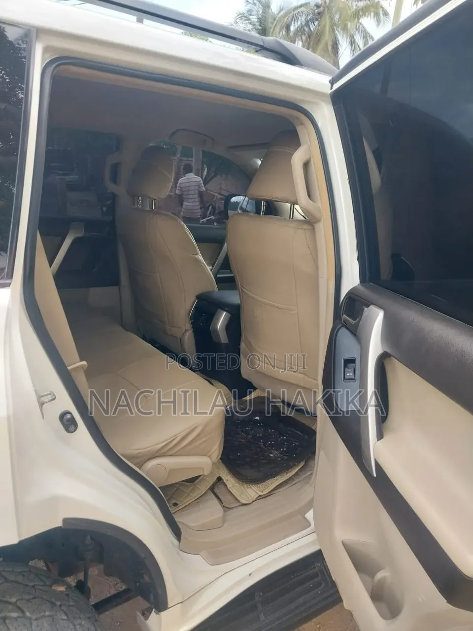 Toyota Land Cruiser Prado 2010 White