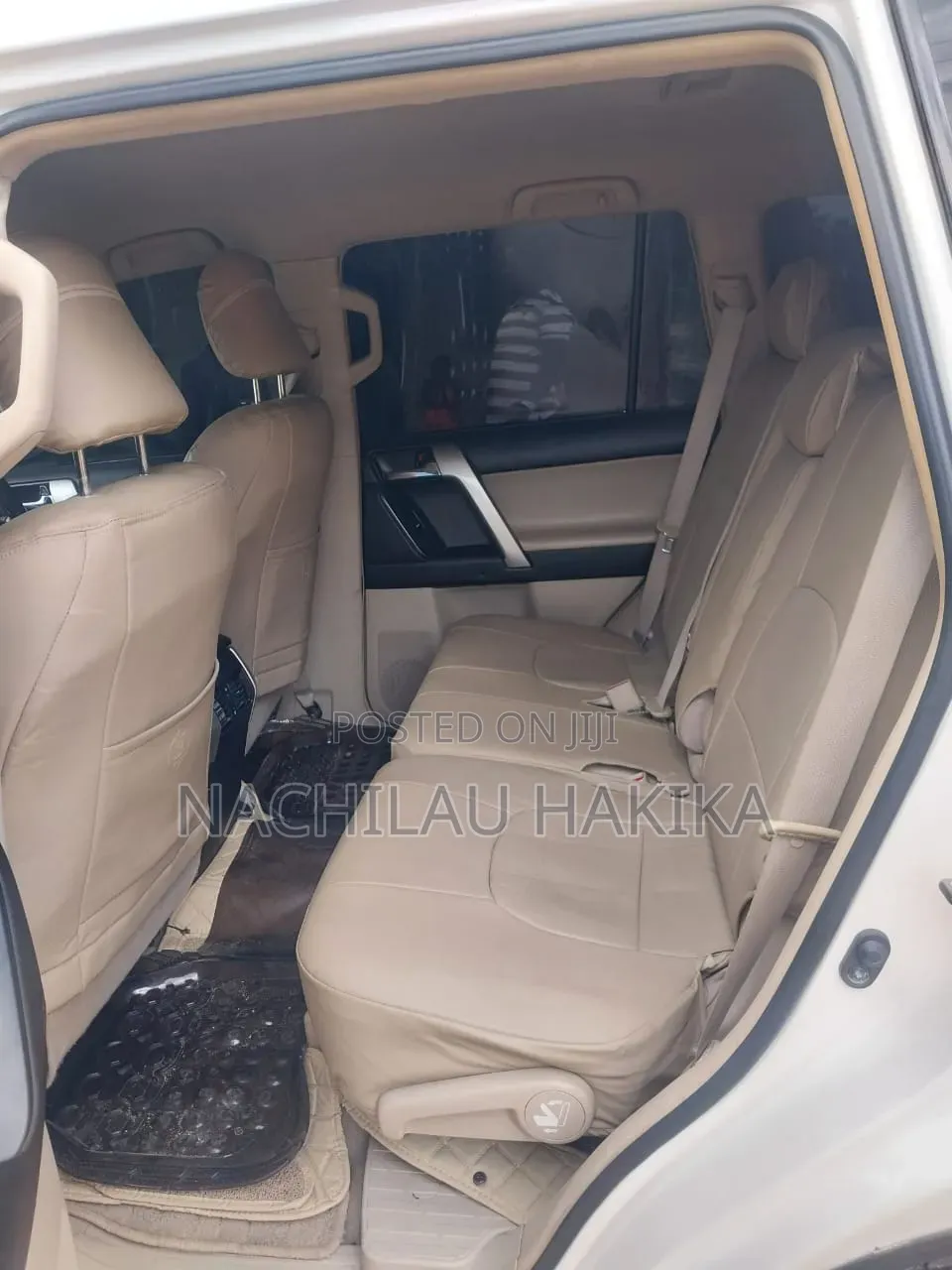 Toyota Land Cruiser Prado 2010 White