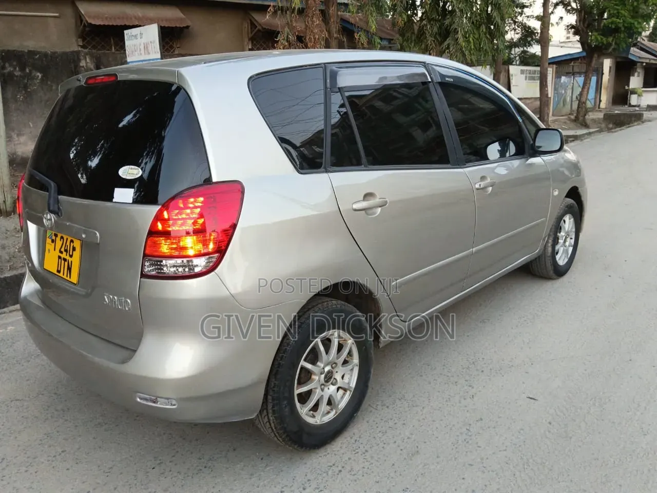 Toyota Corolla Spacio 2004 Silver