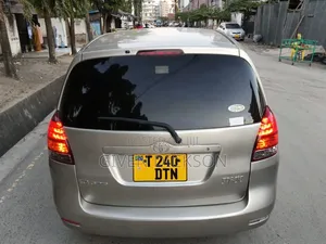 Toyota Corolla Spacio 2004 Silver