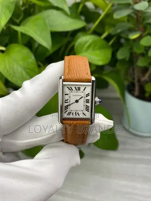 Cartier
Tank