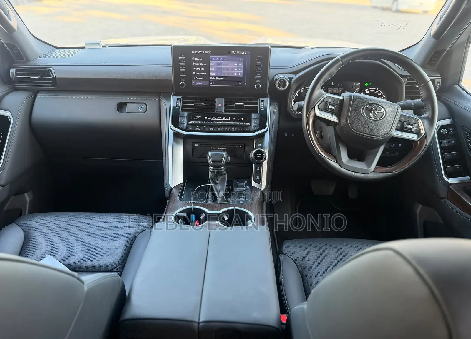 Toyota Land Cruiser 2022 White