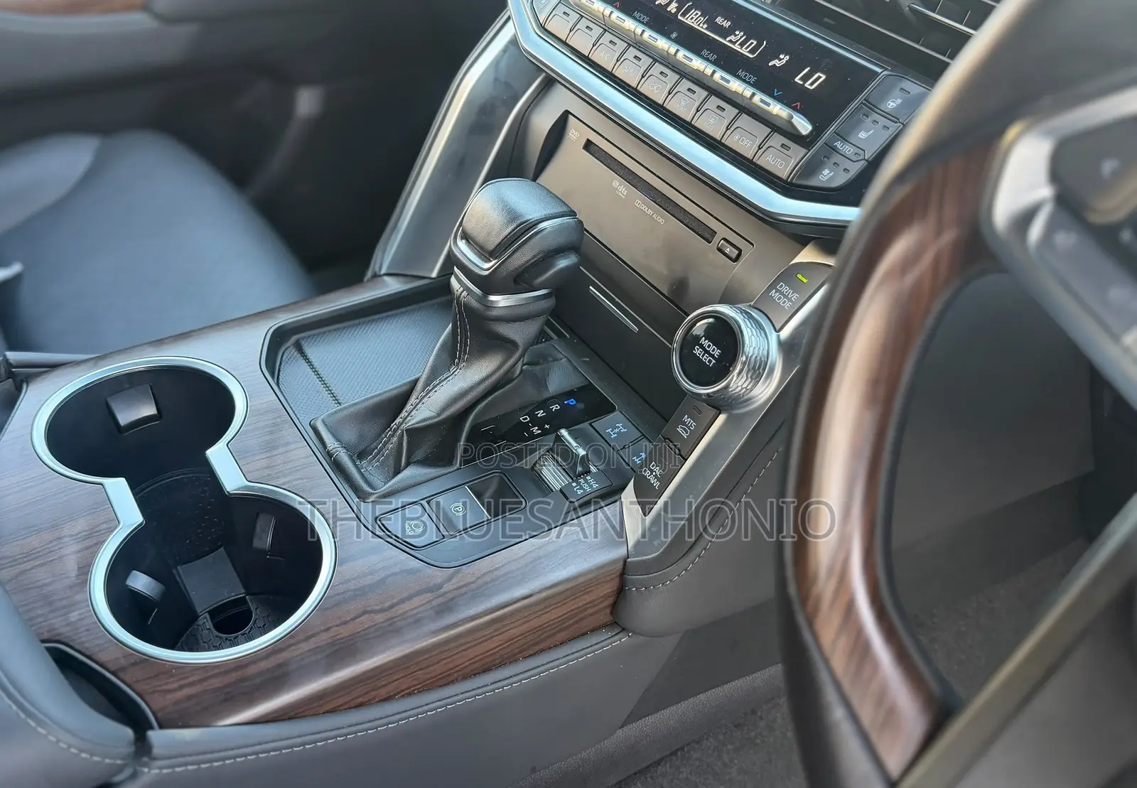 Toyota Land Cruiser 2022 White