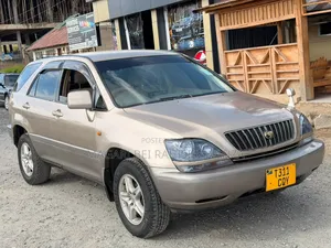 Toyota Harrier 2003 Gold