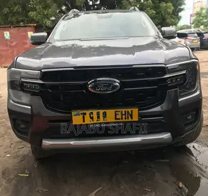 Ford Ranger Wildtrak 2024 Gray