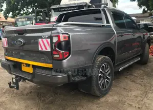 Ford Ranger Wildtrak 2024 Gray