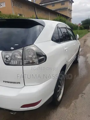Toyota Harrier 2006 White