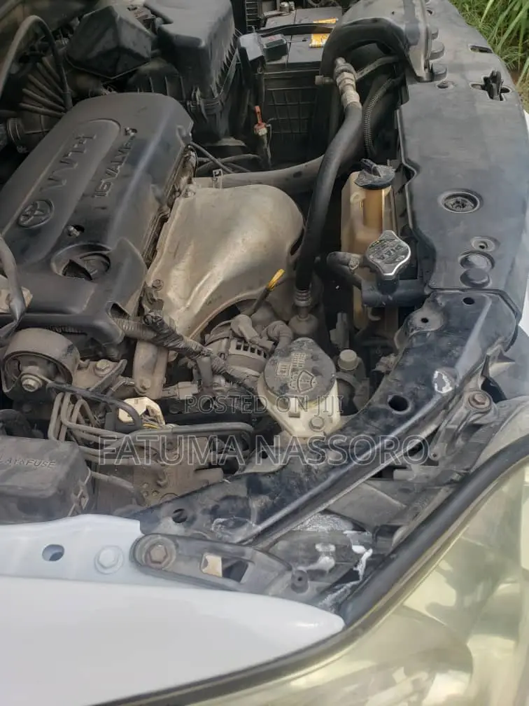 Toyota Harrier 2006 White