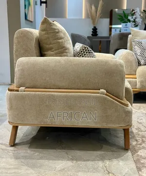 Sofa Set Ya Kisasa Na Muonekano Wa Kifahari 3,2,1,1 Weka Oda Yako Sasa