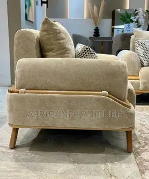 Sofa Set Ya Kisasa Na Muonekano Wa Kifahari 3,2,1,1 Weka Oda Yako Sasa