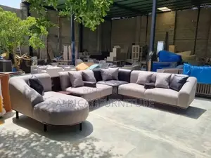 Sofa Seti Ya Kifahari Na Yenye Viwango 3,2,2,1 Weka Oda Yako Sasa