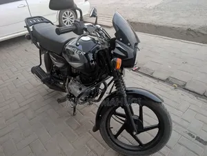 New Bajaj Boxer 125 2022 Black