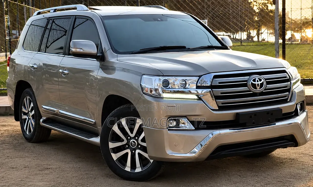 Toyota Land Cruiser 2017 Beige