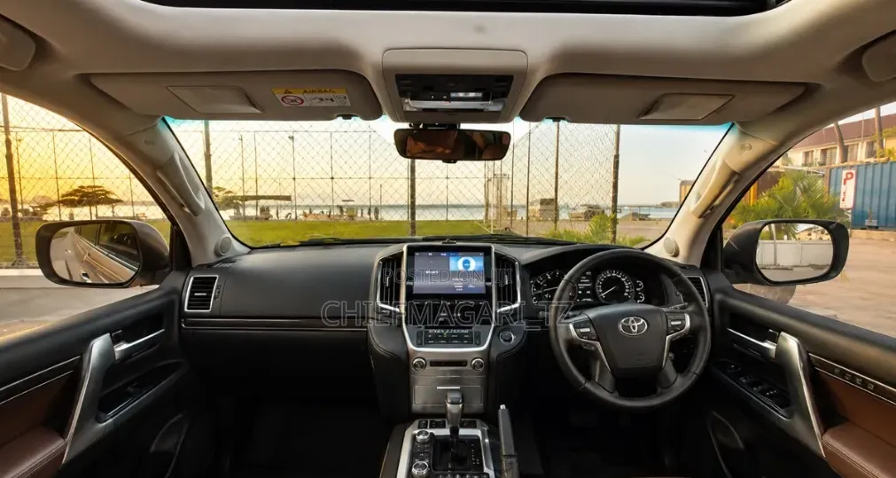 Toyota Land Cruiser 2017 Beige