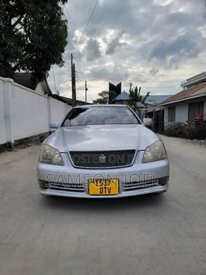Toyota Crown Royale 2005 Silver