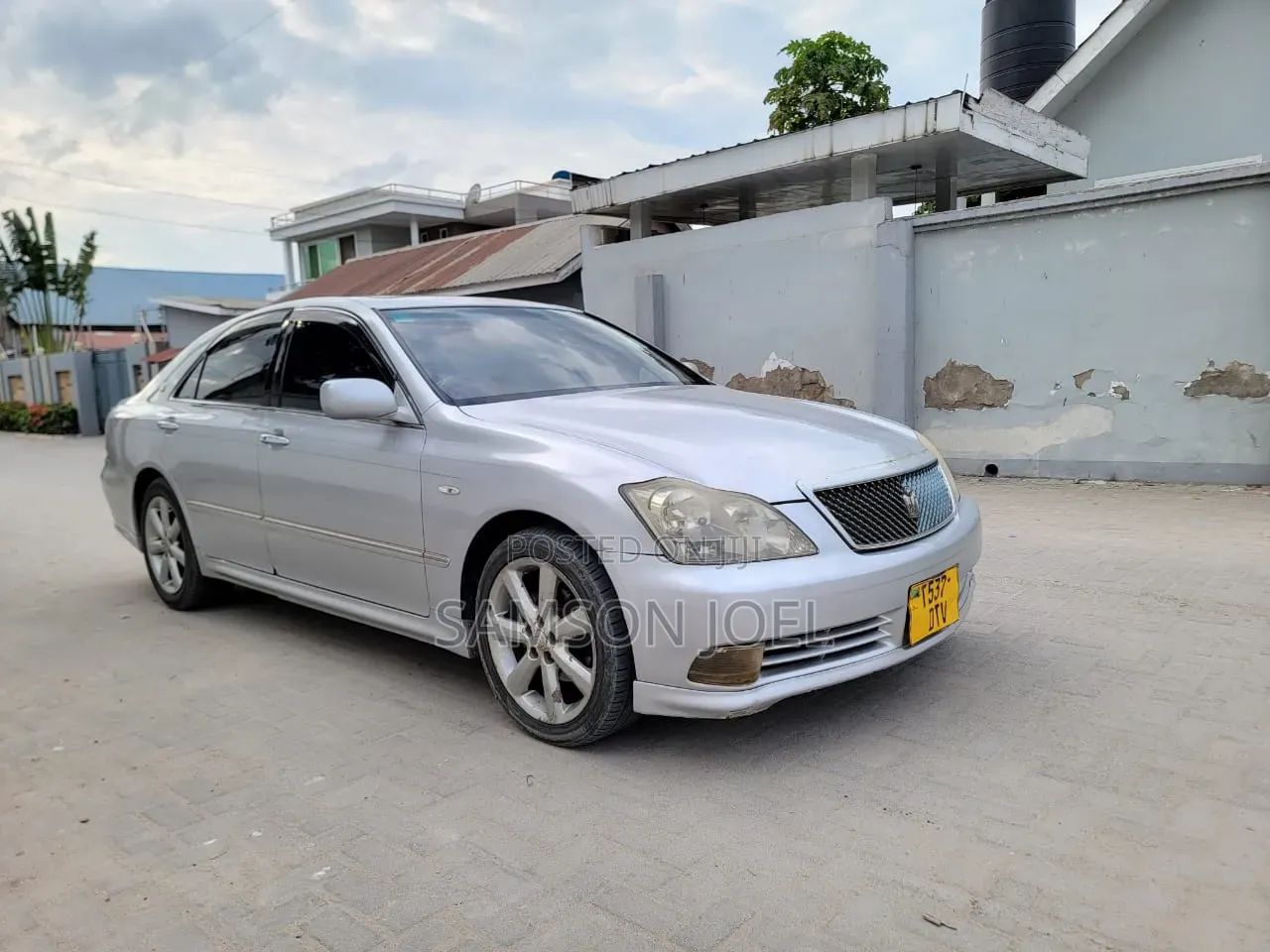 Toyota Crown Royale 2005 Silver