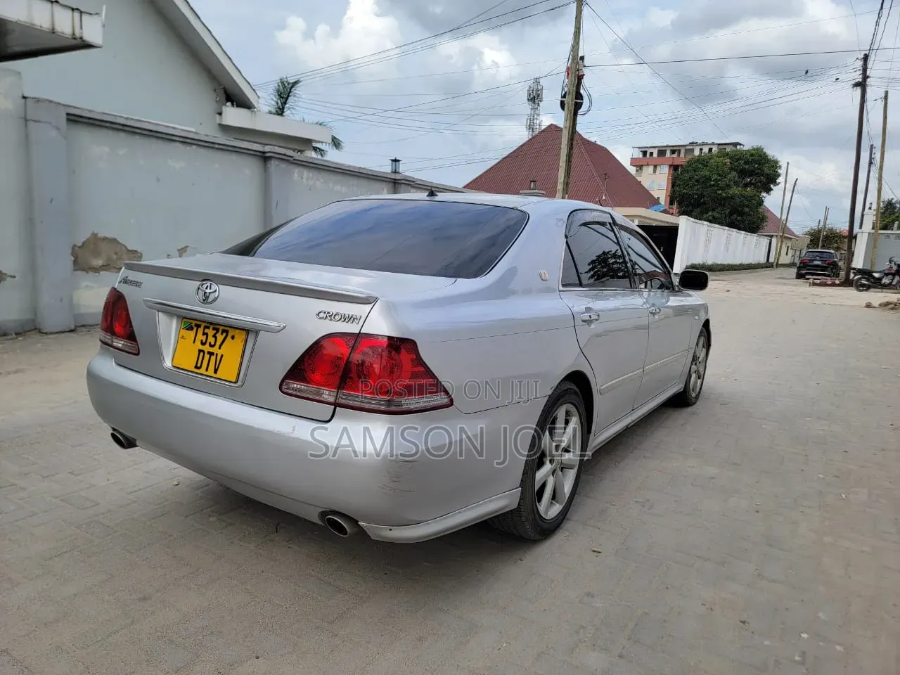 Toyota Crown Royale 2005 Silver