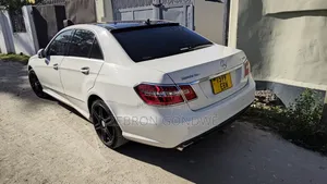 Mercedes-Benz E200 2011 White