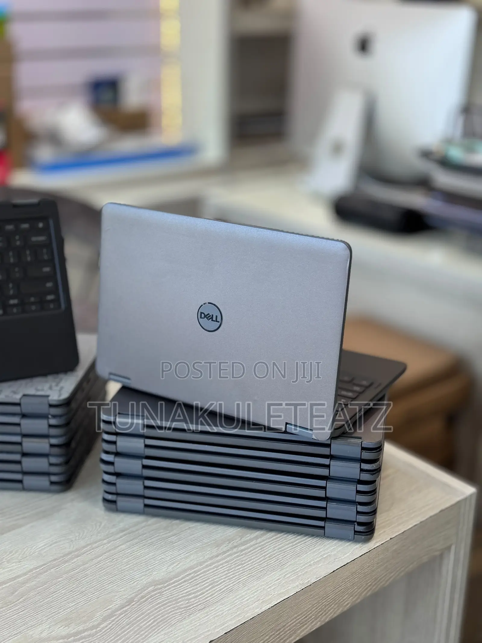 Laptop Dell Latitude 3120 4GB Intel Pentium SSD 128GB