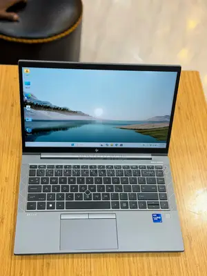 Laptop HP ZBook Firefly G8 16GB Intel Core i7 SSD 512GB