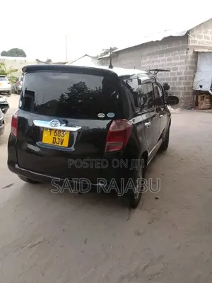 Toyota Ractis 2008 Black