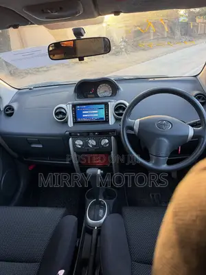 Toyota IST 2003 White