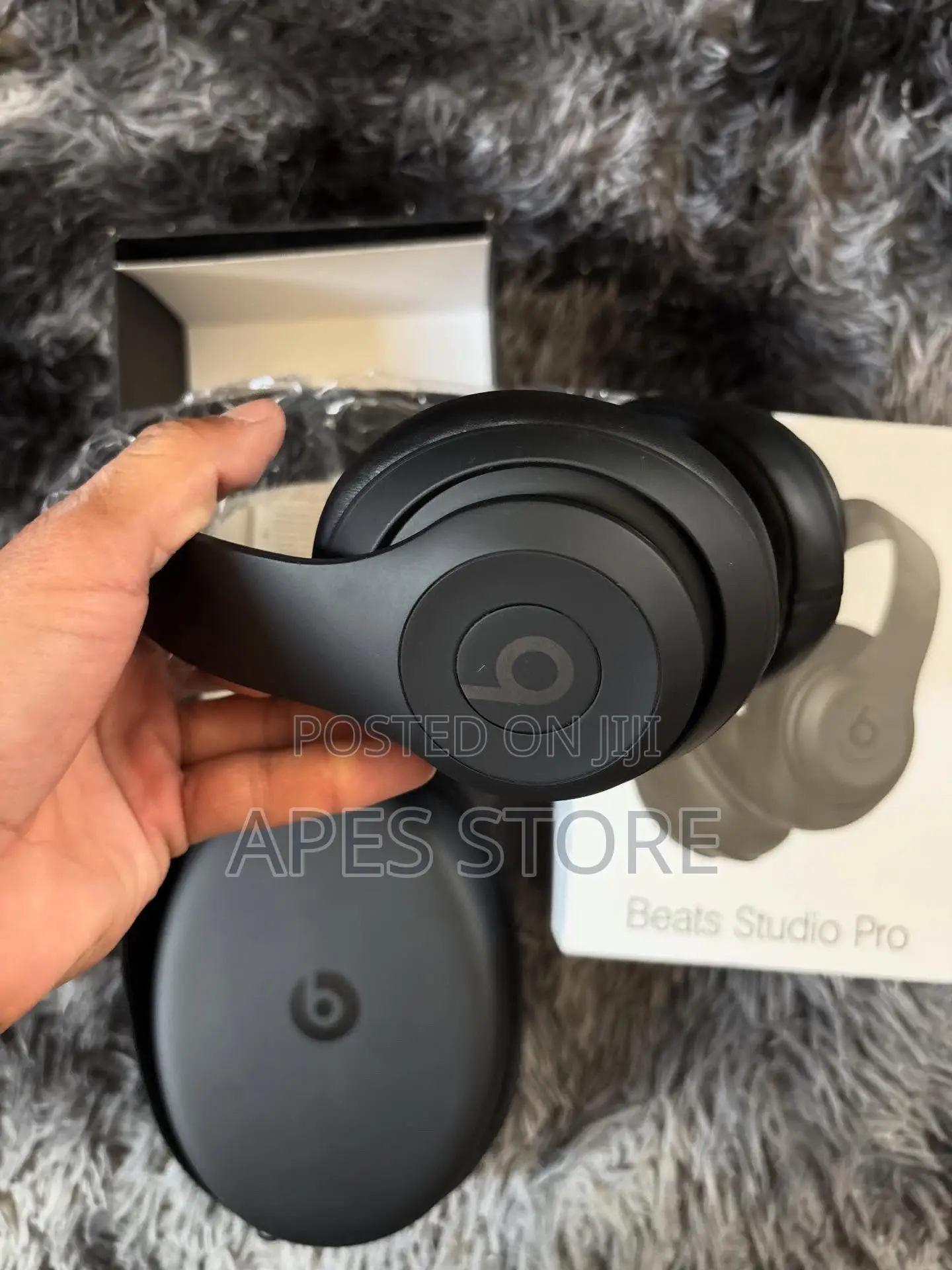 Beats Studio Pro Headphones HC