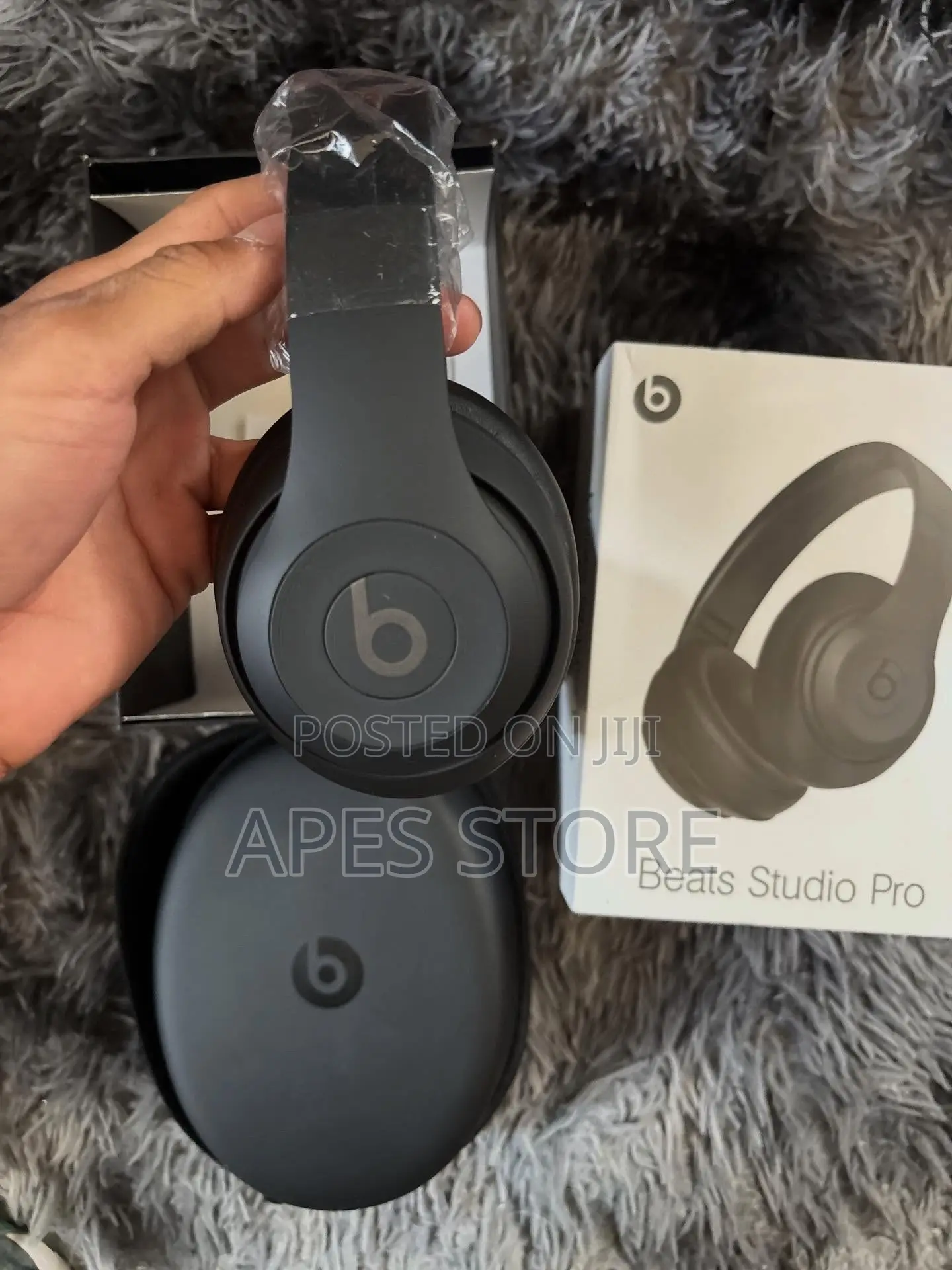 Beats Studio Pro Headphones HC