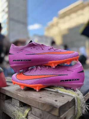 Soccer Boots (NJUMU)
