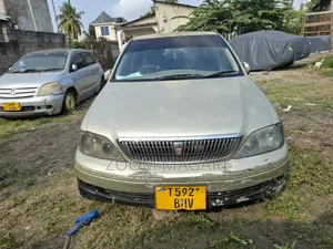Toyota Vista 2003 Beige