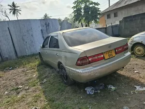 Toyota Vista 2003 Beige