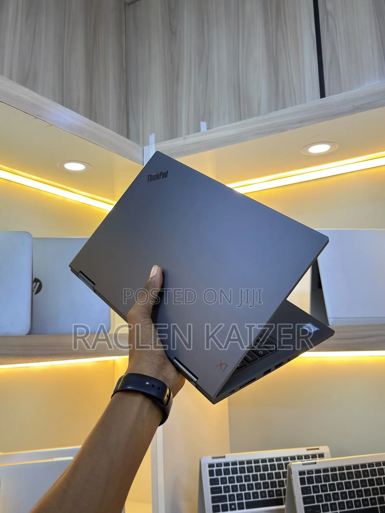 New Laptop Lenovo ThinkPad X1 Yoga 8GB Intel Core i5 SSD 256GB