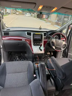 Toyota Alphard 2.4 Petrol FWD 2008 Gray