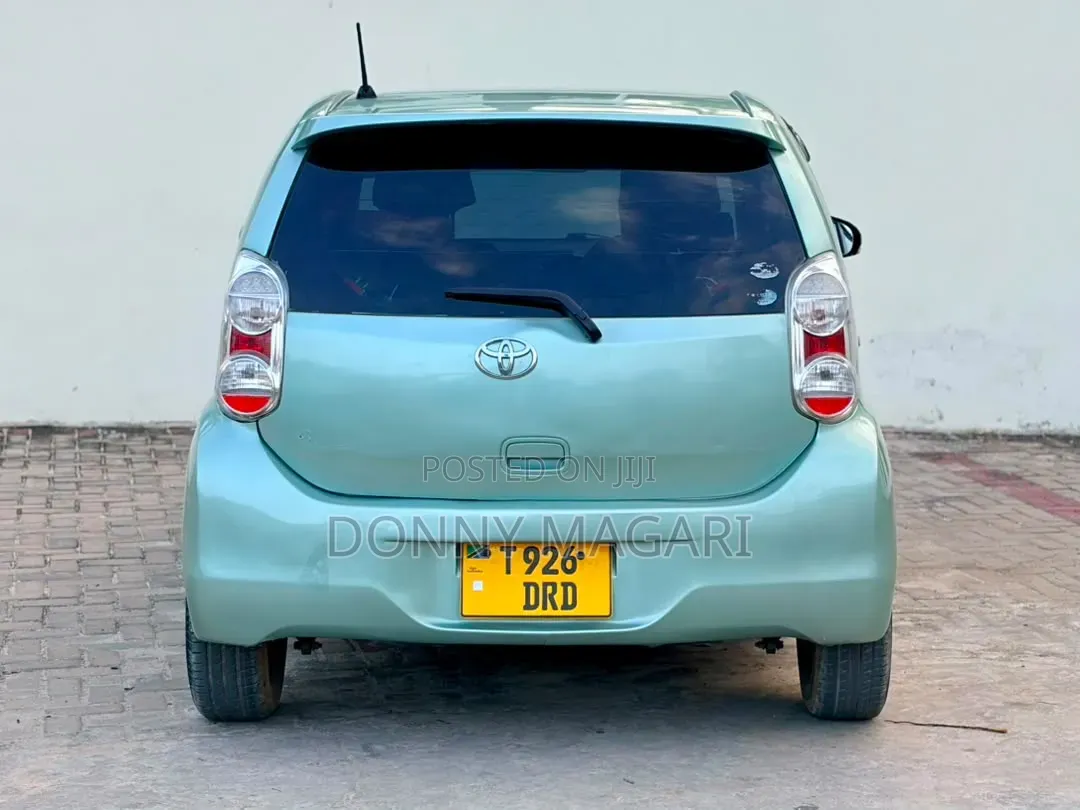 Toyota Passo 2006 Green