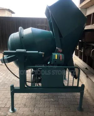 Warrior Japan Concrete Mixer 720L