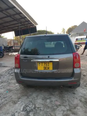 Toyota Raum 2004 Gray