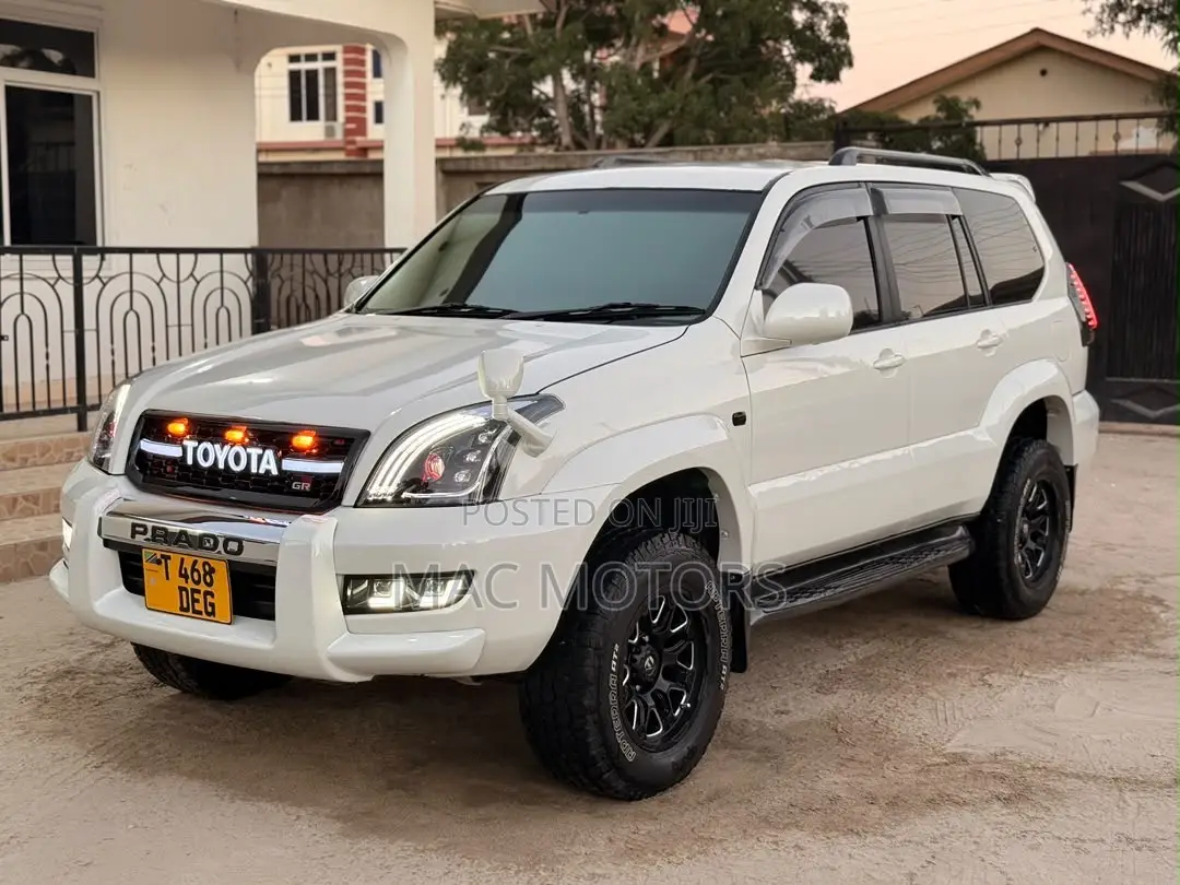 Toyota Land Cruiser Prado 2005 White