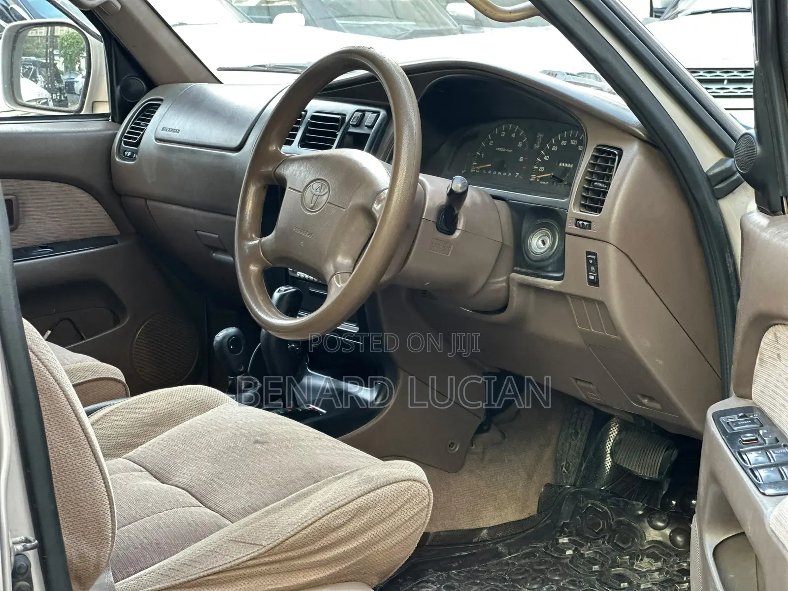 Toyota Hilux Surf 1999 Silver