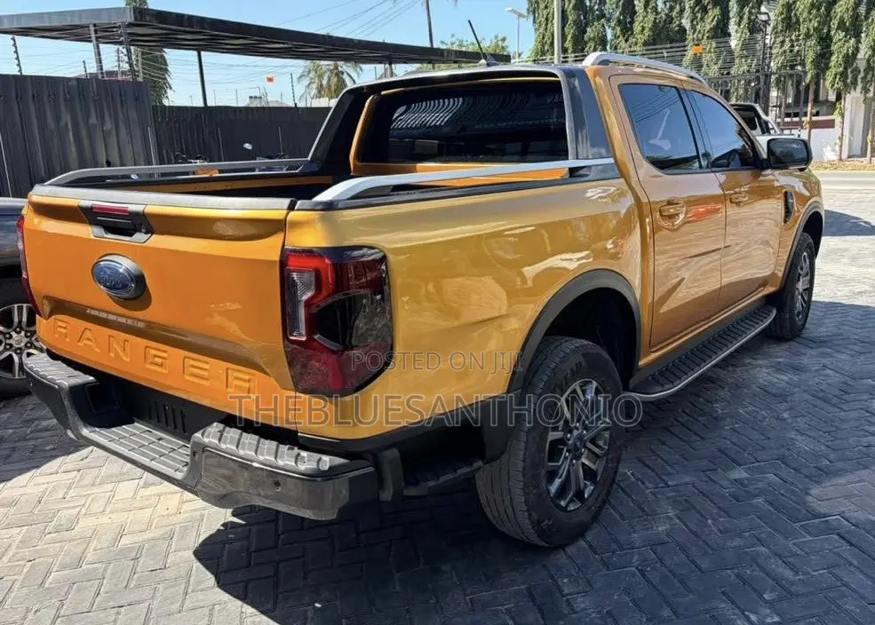 Ford Ranger Wildtrak 2022 Yellow