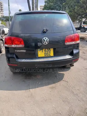 Volkswagen Touareg 2012 Black