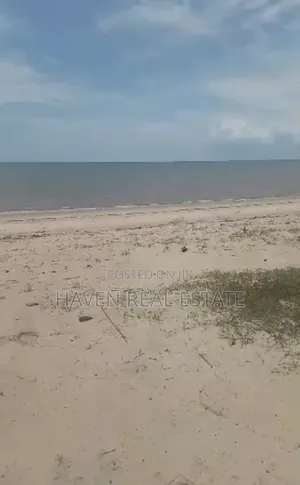 78 Acres Beach Plot Inauzwa Bagamoyo Kitame