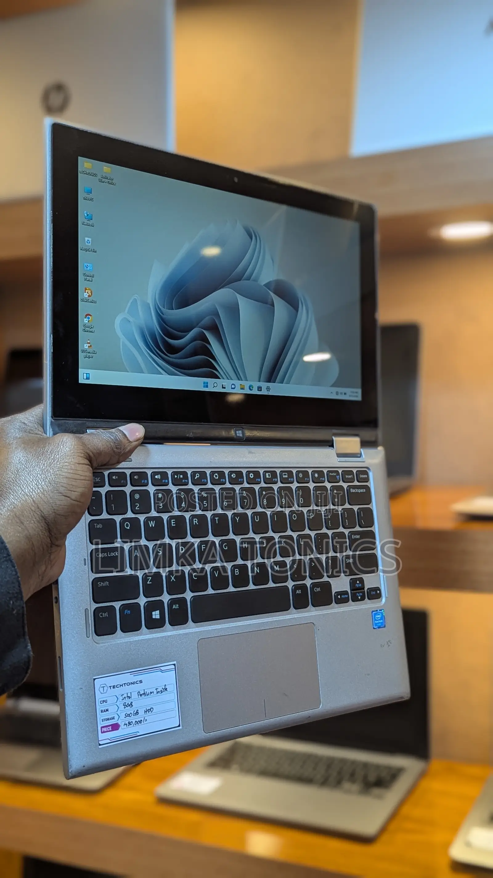 New Laptop Dell Inspiron 11 3148 8GB Intel Pentium HDD 500GB
