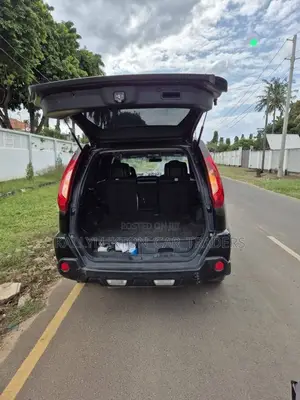 Nissan X-Trail 2010 Black