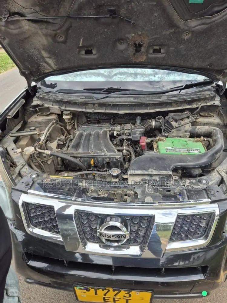 Nissan X-Trail 2010 Black