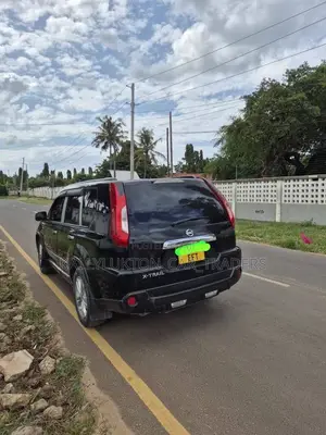Nissan X-Trail 2010 Black