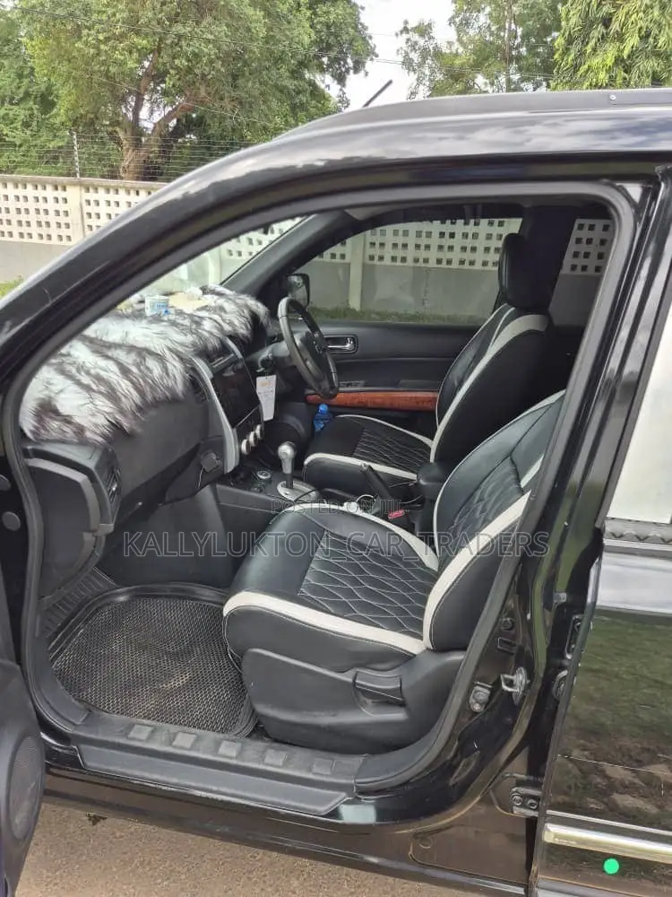 Nissan X-Trail 2010 Black