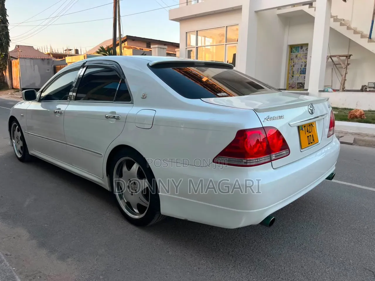 Toyota Crown 2006 White