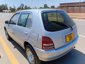 Toyota Starlet 2003 Silver