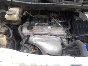 Toyota Noah 2001 White