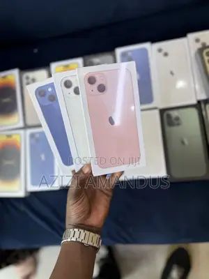 New Apple iPhone 13 128 GB White